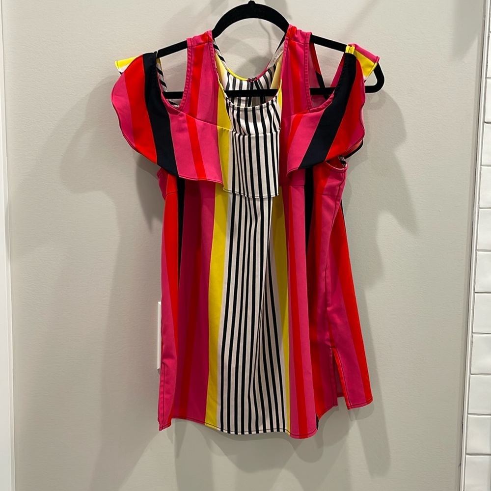 Elegant Women Top size M